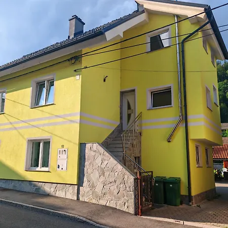 Apartmaji Kusur * Jesenice